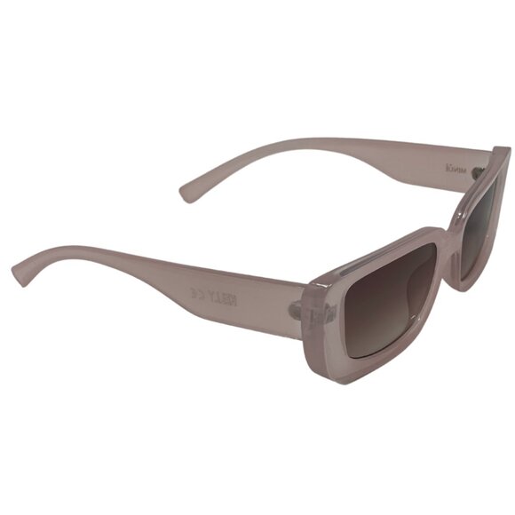 Minue | Kelly Sunglasses in Pink - Picture 6 of 6